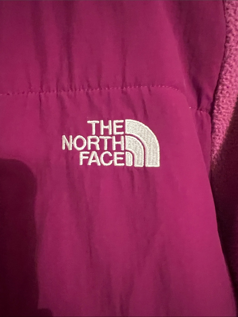 The North Face Two-Tone Magenta/Pink Hooded Fleece Jacket - Picture 4 of 14